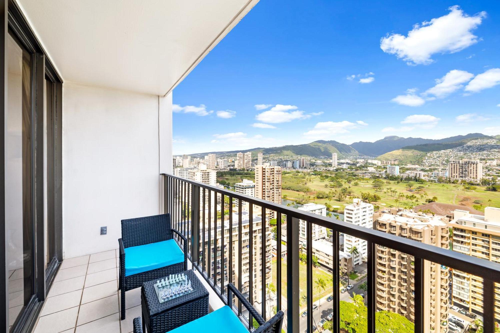 Tropical Bliss, Mountain View Condo Near Waikiki Beach With Free Parking Honolulu Bagian luar foto