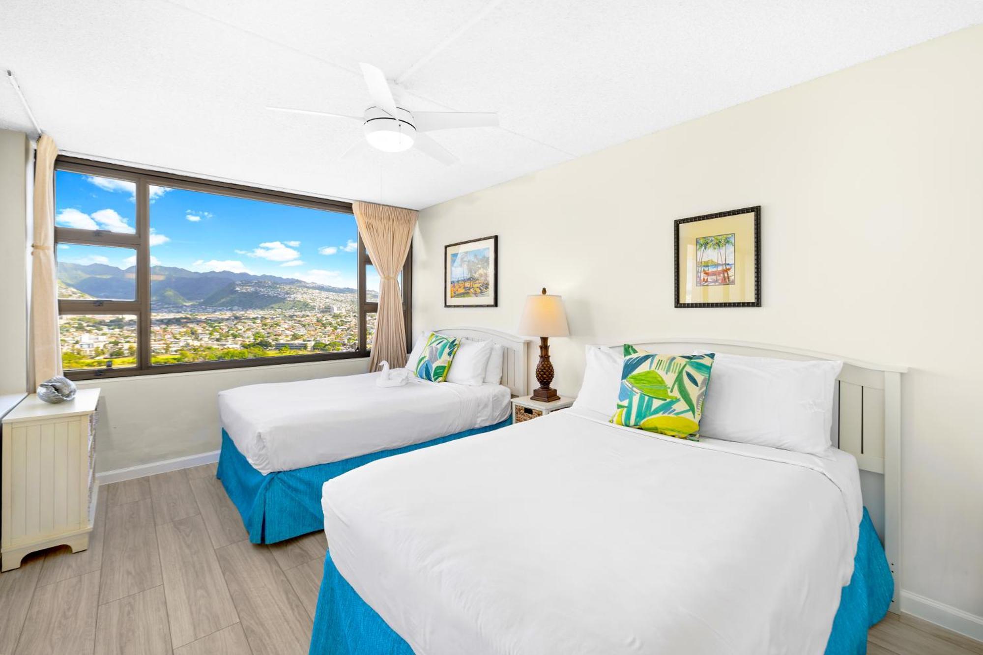 Tropical Bliss, Mountain View Condo Near Waikiki Beach With Free Parking Honolulu Bagian luar foto